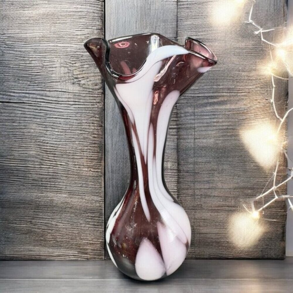 1980s Art Glass Vase Purple‎ With White Spots Wavy Ruffled Top Edges Glass Vase